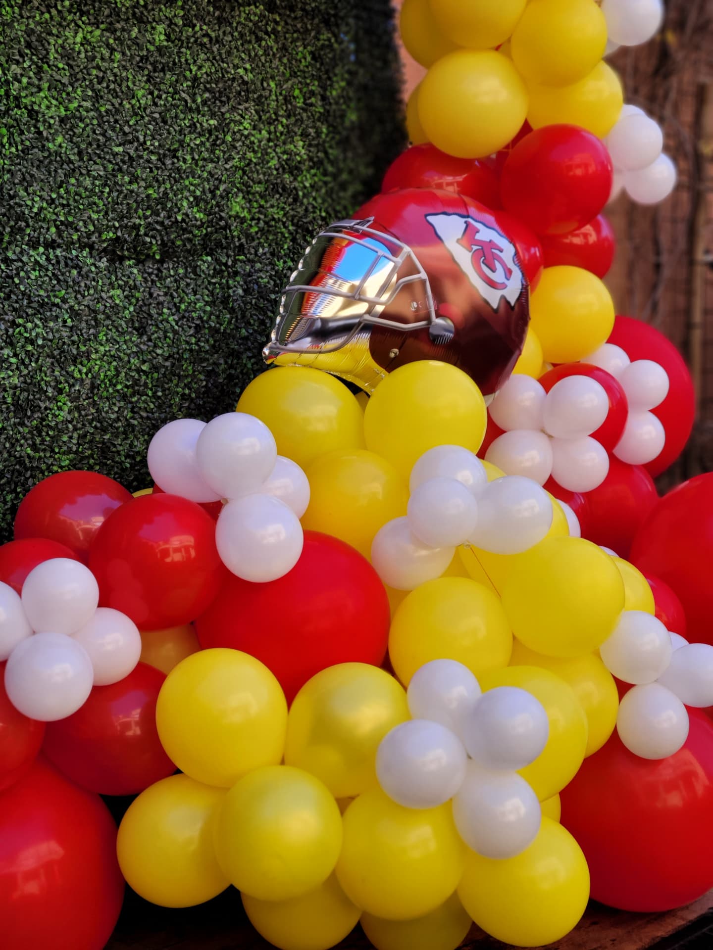 Game Day Balloon Wall